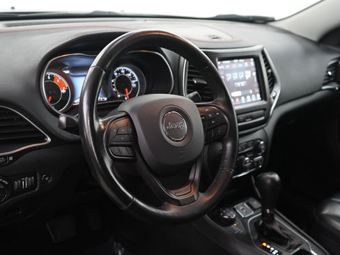 Used 2020 Jeep Cherokee Trailhawk w/ Comfort/Convenience Group image 20