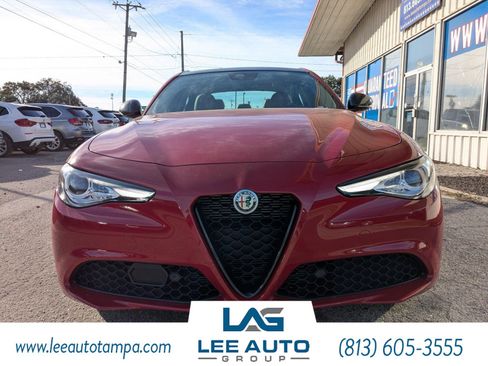 Used 2021 Alfa Romeo Giulia Ti w/ Nero Edizione image 8