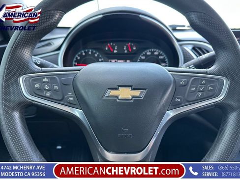 Used 2023 Chevrolet Malibu LT FWD image 31