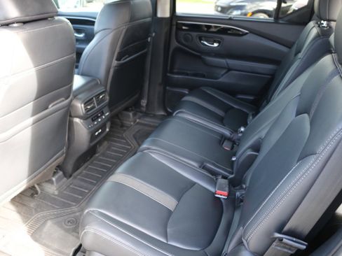 Used 2023 Honda Pilot EX-L image 32