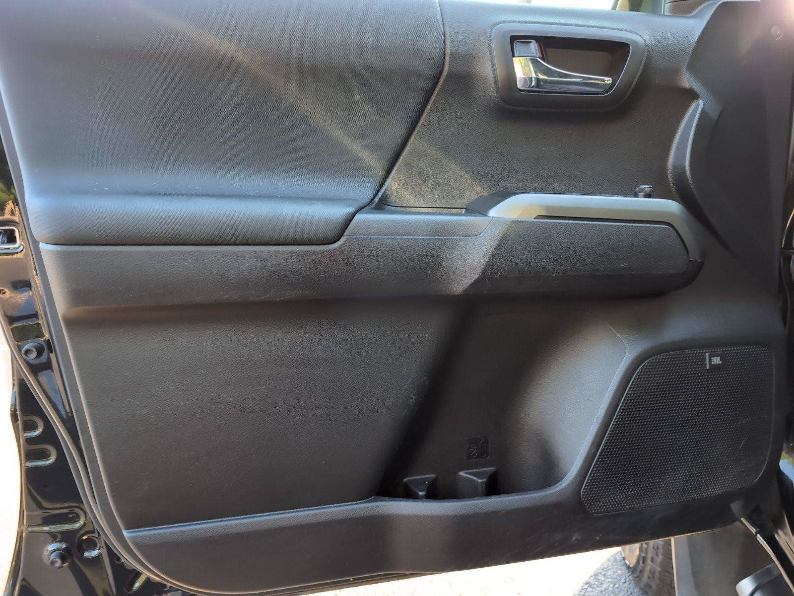 Used 2023 Toyota Tacoma TRD Pro AWD/4WD image 17