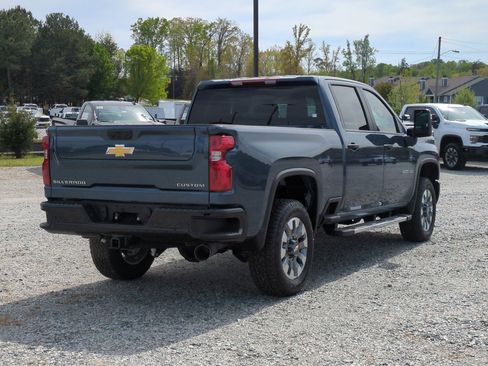 New 2026 Chevrolet Silverado 2500 Custom w/ Custom Value Package AWD/4WD image 9