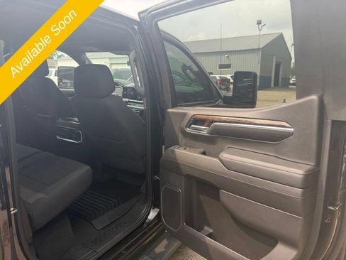 Used 2022 GMC Sierra 1500 Elevation AWD/4WD image 9