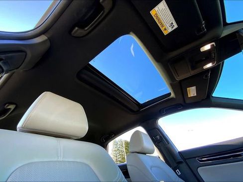 Used 2022 Honda Civic Sport Touring image 21