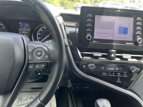 Used 2023 Toyota Camry SE FWD image 29