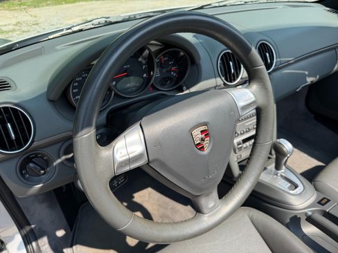 Used 2008 Porsche Boxster RWD image 18