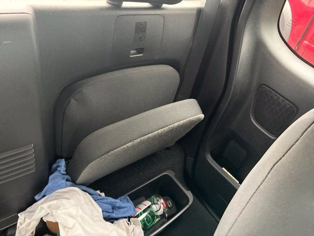 Used 2025 Nissan Frontier S RWD image 16