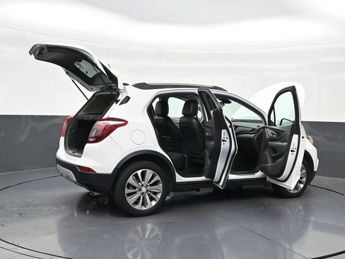 Used 2019 Buick Encore Preferred FWD image 31