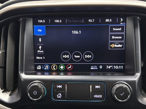 Used 2022 Chevrolet Colorado Z71 w/ Z71 Midnight Edition AWD/4WD image 15
