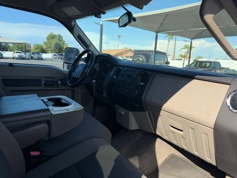 Used 2010 Ford F250 XL AWD/4WD image 26