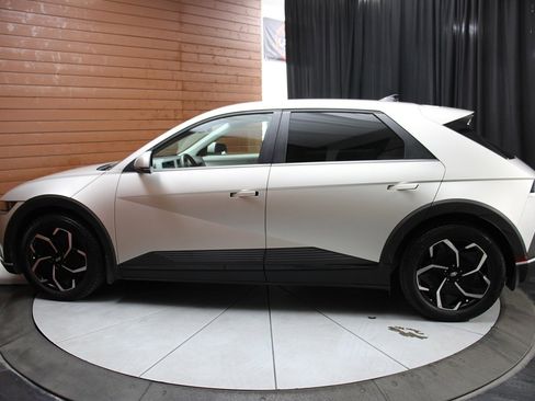 Used 2023 Hyundai Ioniq 5 SEL image 6