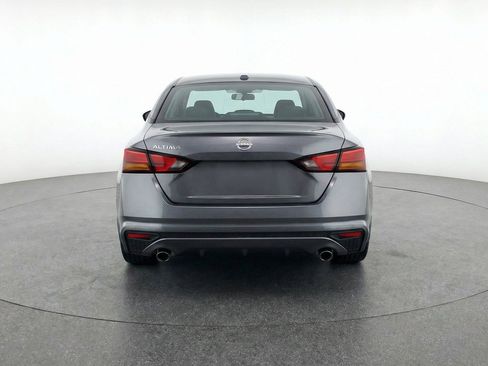 Used 2025 Nissan Altima 2.5 SV FWD image 7