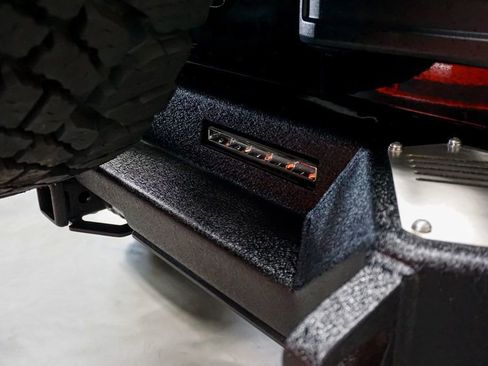 Used 2012 Jeep Wrangler Unlimited Sahara w/ Connectivity Group image 85