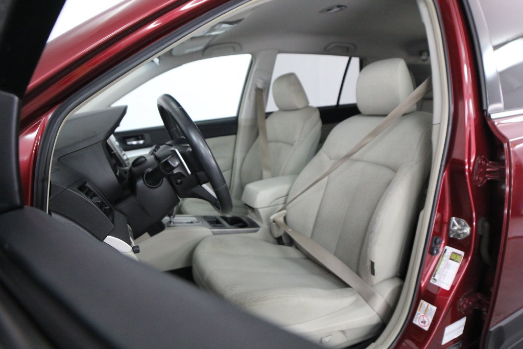 Used 2011 Subaru Outback 2.5i Premium w/ Protection Pkg 1A AWD/4WD image 47