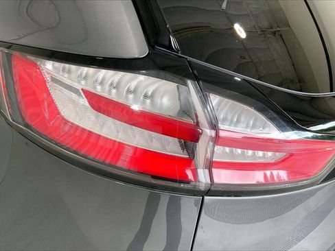 Used 2024 Ford Edge SE AWD/4WD image 13