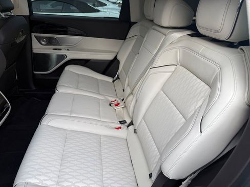 Used 2024 Lincoln Nautilus Black Label image 5