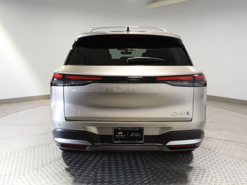 Used 2026 INFINITI QX60 Luxe w/ Family Package AWD/4WD image 6