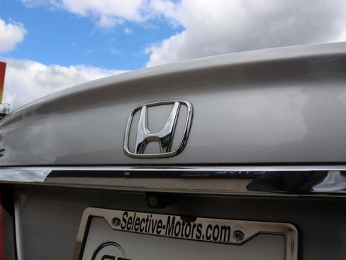 Used 2015 Honda Civic EX-L image 11