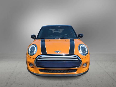 Used 2015 MINI Cooper 4-Door Hardtop FWD image 3