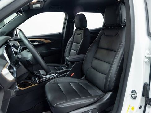 Used 2023 Chevrolet TrailBlazer ACTIV w/ Convenience Package image 22