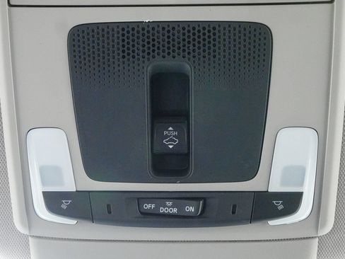 Used 2023 Honda CR-V EX-L image 24