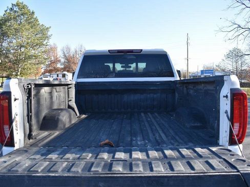 Used 2023 GMC Sierra 2500 SLT w/ SLT Convenience Package image 14