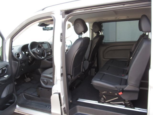 Used 2023 Mercedes-Benz Metris Passenger image 12