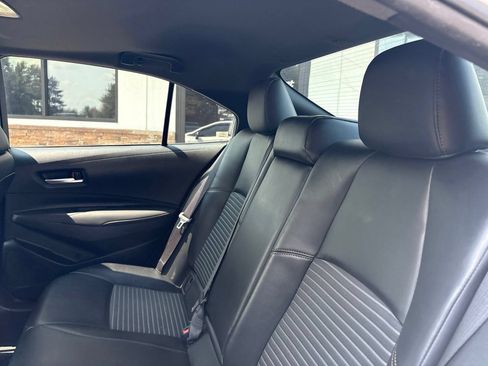 Used 2021 Toyota Corolla XSE FWD image 5
