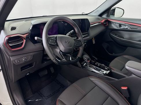 New 2026 Chevrolet TrailBlazer RS w/ Convenience Package FWD image 11