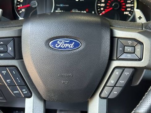 Used 2019 Ford F150 Raptor w/ Equipment Group 802A Luxury AWD/4WD image 19