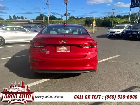 Used 2017 Hyundai Elantra SE w/ Cargo Package FWD image 6