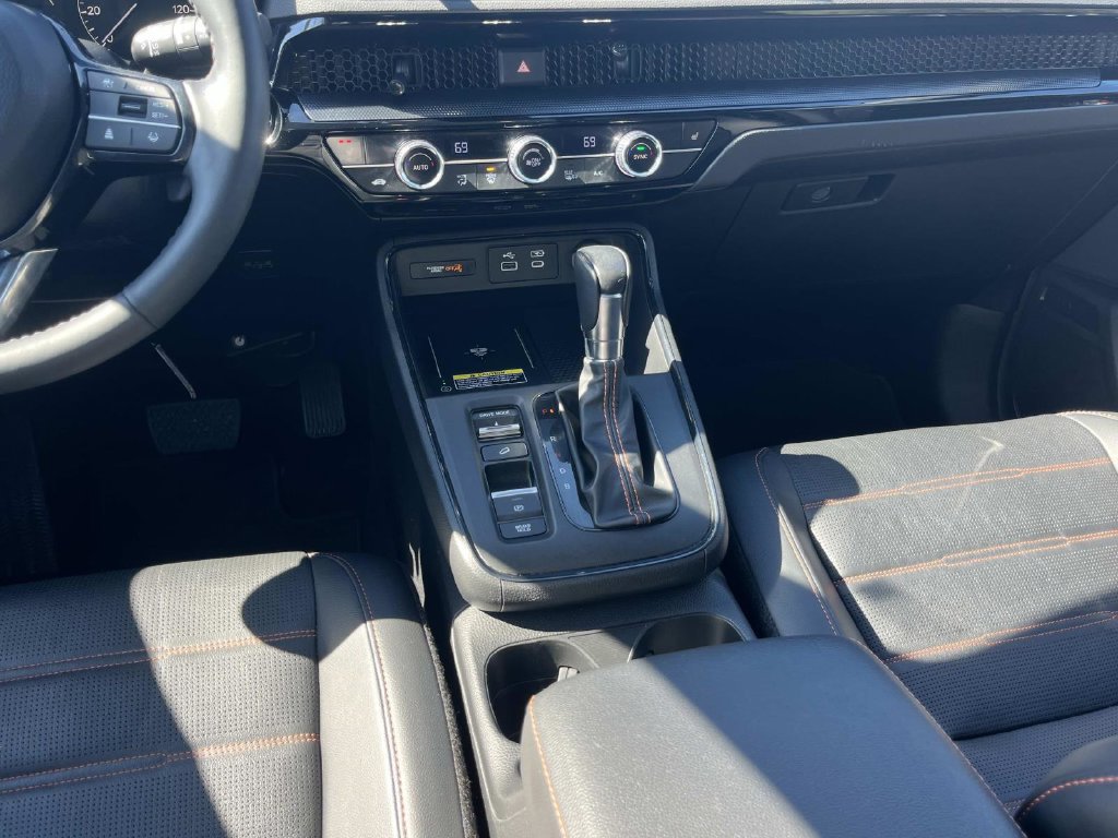 Used 2024 Honda CR-V Sport Touring image 21