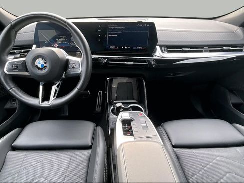 Certified 2025 BMW X2 xDrive28i w/ M Sport Package AWD/4WD image 15