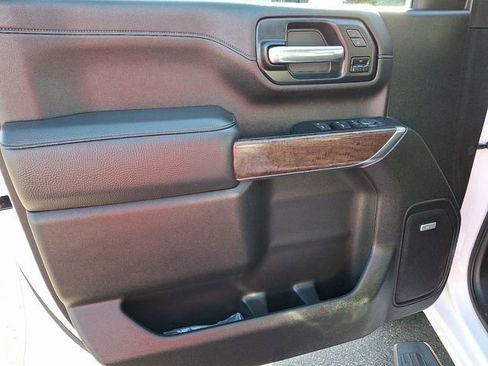 Used 2022 GMC Sierra 2500 Denali AWD/4WD image 30