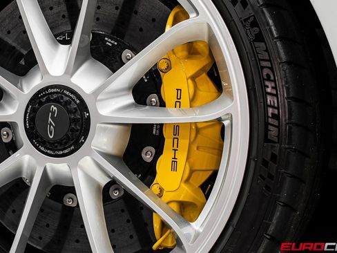 Used 2019 Porsche 911 GT3 image 24