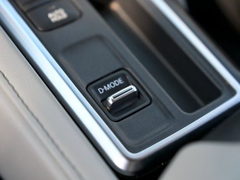 Used 2023 Nissan Pathfinder SL w/ SL Premium Package image 28