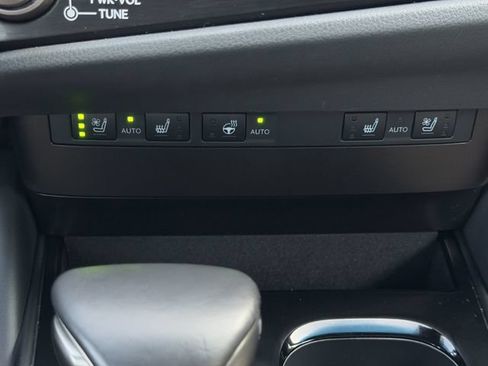 Used 2025 Lexus ES 350 w/ Premium Package FWD image 19