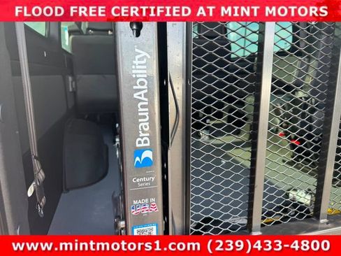 Used 2021 Mercedes-Benz Sprinter 2500 image 28