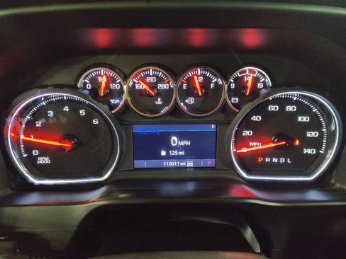 Used 2021 Chevrolet Silverado 1500 W/T w/ WT Value Package AWD/4WD image 23