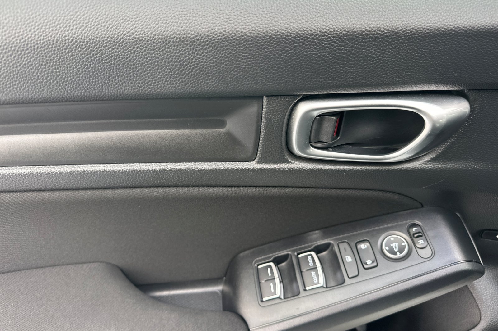 Used 2024 Honda Civic Sport image 11