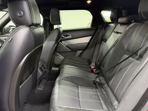 Used 2019 Land Rover Range Rover Velar R-Dynamic SE image 21