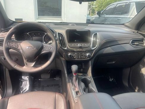 Used 2023 Chevrolet Equinox RS w/ RS Leather Package AWD/4WD image 11