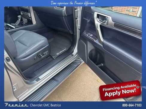 Used 2020 Lexus GX 460 Premium image 21