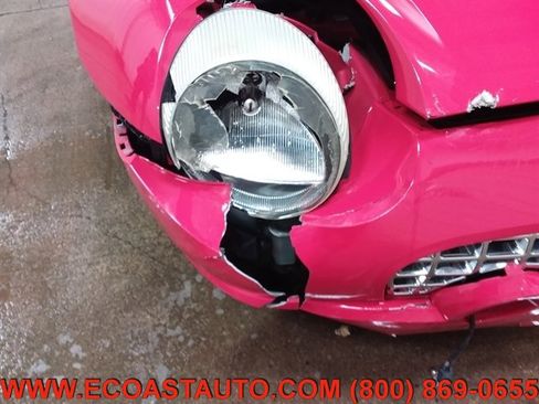 Used 2005 Ford Thunderbird Deluxe image 16