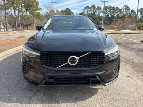 Used 2023 Volvo XC60 B5 Plus w/ Climate Package image 8