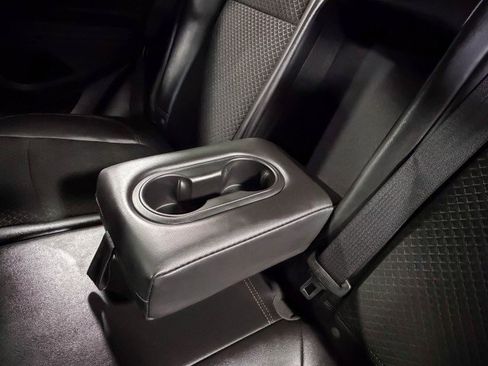 Used 2018 Buick Encore Preferred image 17