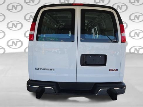 Used 2025 GMC Savana 2500 w/ Driver Convenience Package RWD image 8