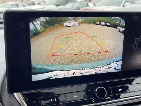 Used 2025 Nissan Altima 2.5 SR w/ SR Premium Package image 25