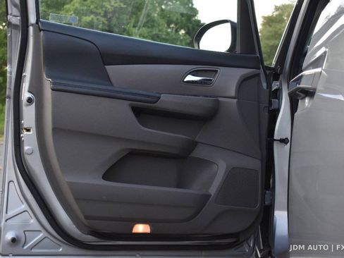 Used 2016 Honda Odyssey EX-L image 8