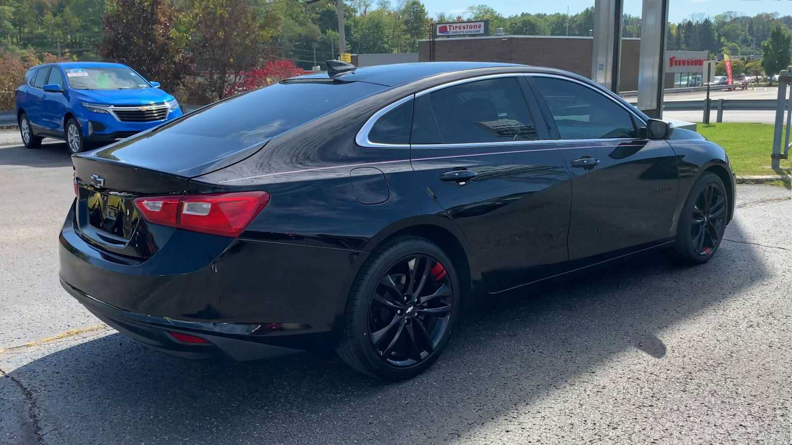 Used 2018 Chevrolet Malibu LT w/ Redline Edition FWD image 8